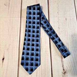 Arrow Silk Tie